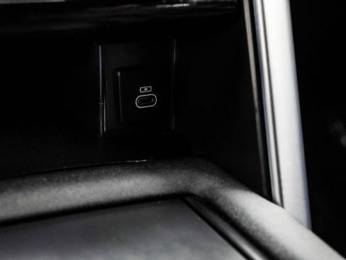 Used 2022 Land Rover Discovery HSE R-Dynamic image 28