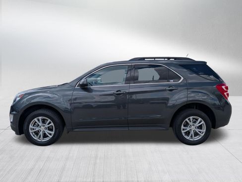 Used 2017 Chevrolet Equinox LT w/ Convenience Package AWD/4WD image 2