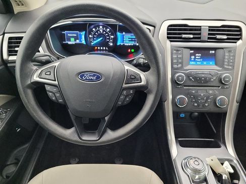 Used 2018 Ford Fusion S image 22