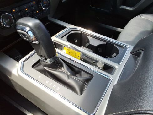 Used 2020 Ford F150 Lariat AWD/4WD image 37