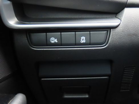 Used 2025 MAZDA MAZDA3 s Sport image 33