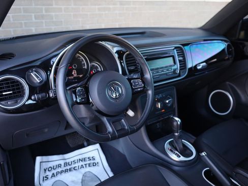 Used 2015 Volkswagen Beetle 1.8T FWD image 9