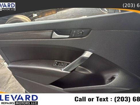 Used 2020 Volkswagen Passat 2.0T R-Line FWD image 24