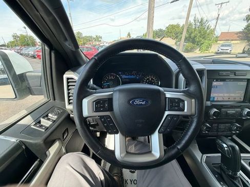 Used 2017 Ford F150 Lariat w/ Equipment Group 501A Mid AWD/4WD image 23