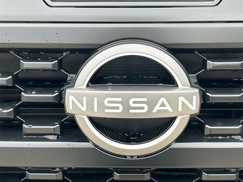 New 2026 Nissan Frontier S image 10