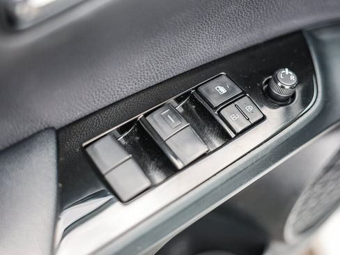 Certified 2021 Toyota Prius Prime XLE FWD image 12