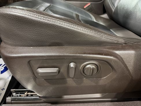 Used 2020 GMC Sierra 2500 Denali w/ Denali Ultimate Package image 17