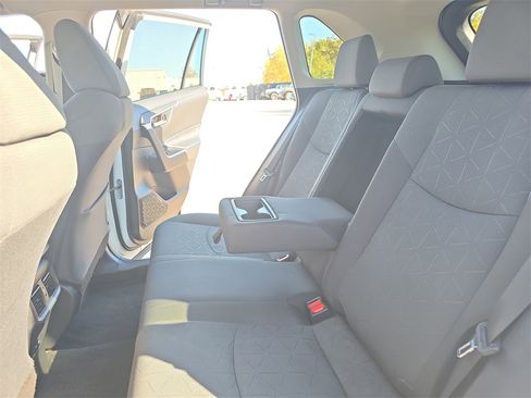 Used 2022 Toyota RAV4 XLE image 14