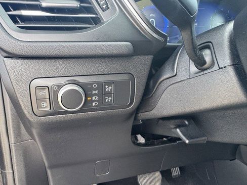 Used 2020 Ford Escape Titanium image 14