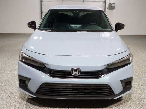 Used 2024 Honda Civic Sport image 4
