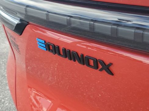 New 2026 Chevrolet Equinox EV RS image 7