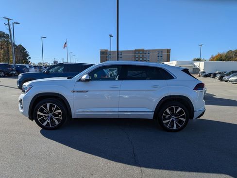 New 2026 Volkswagen Atlas Cross Sport SEL Premium R-Line image 6