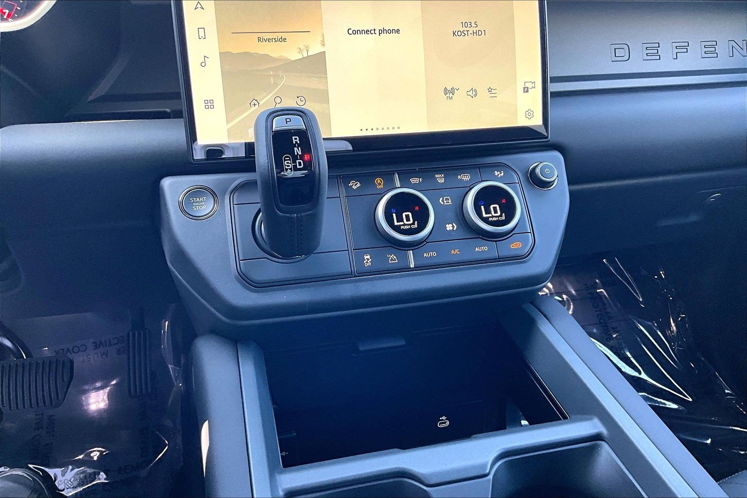 New 2026 Land Rover Defender 110 S AWD/4WD image 8