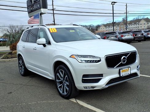 Used 2018 Volvo XC90 T6 Momentum w/ Momentum Plus Package image 1