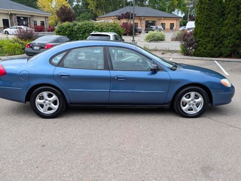 Used 2002 Ford Taurus SE FWD image 6