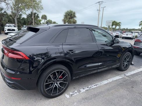 Used 2021 Audi Q8 Premium Plus image 7