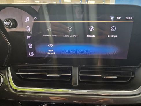 Certified 2025 Chevrolet Trax ACTIV FWD image 22