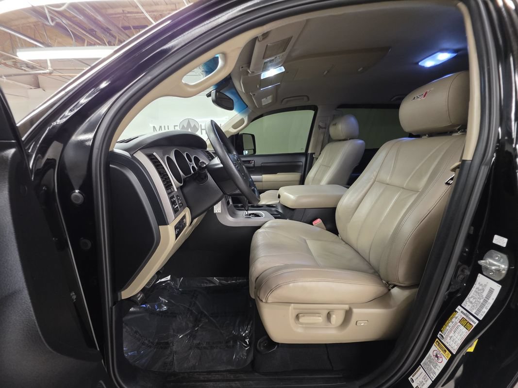 Used 2012 Toyota Tundra 4x4 CrewMax w/ SR5 Pkg image 19