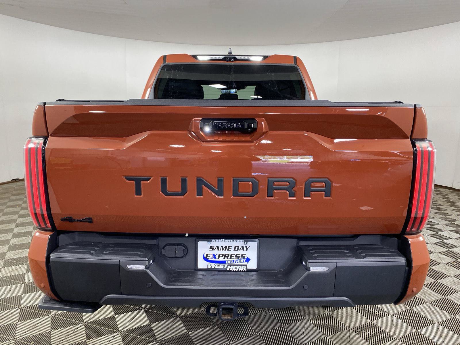 Used 2025 Toyota Tundra Limited w/ TRD Off-Road Package AWD/4WD image 6