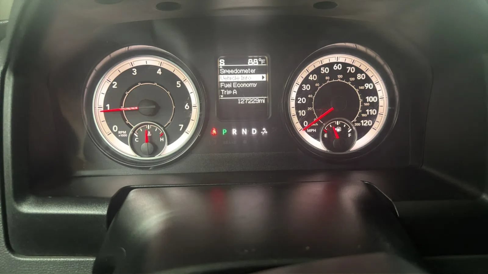 Used 2017 RAM 1500 Express w/ Express Value Package RWD image 11