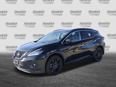 Used 2023 Nissan Murano SV w/ SV Midnight Edition Package image 5