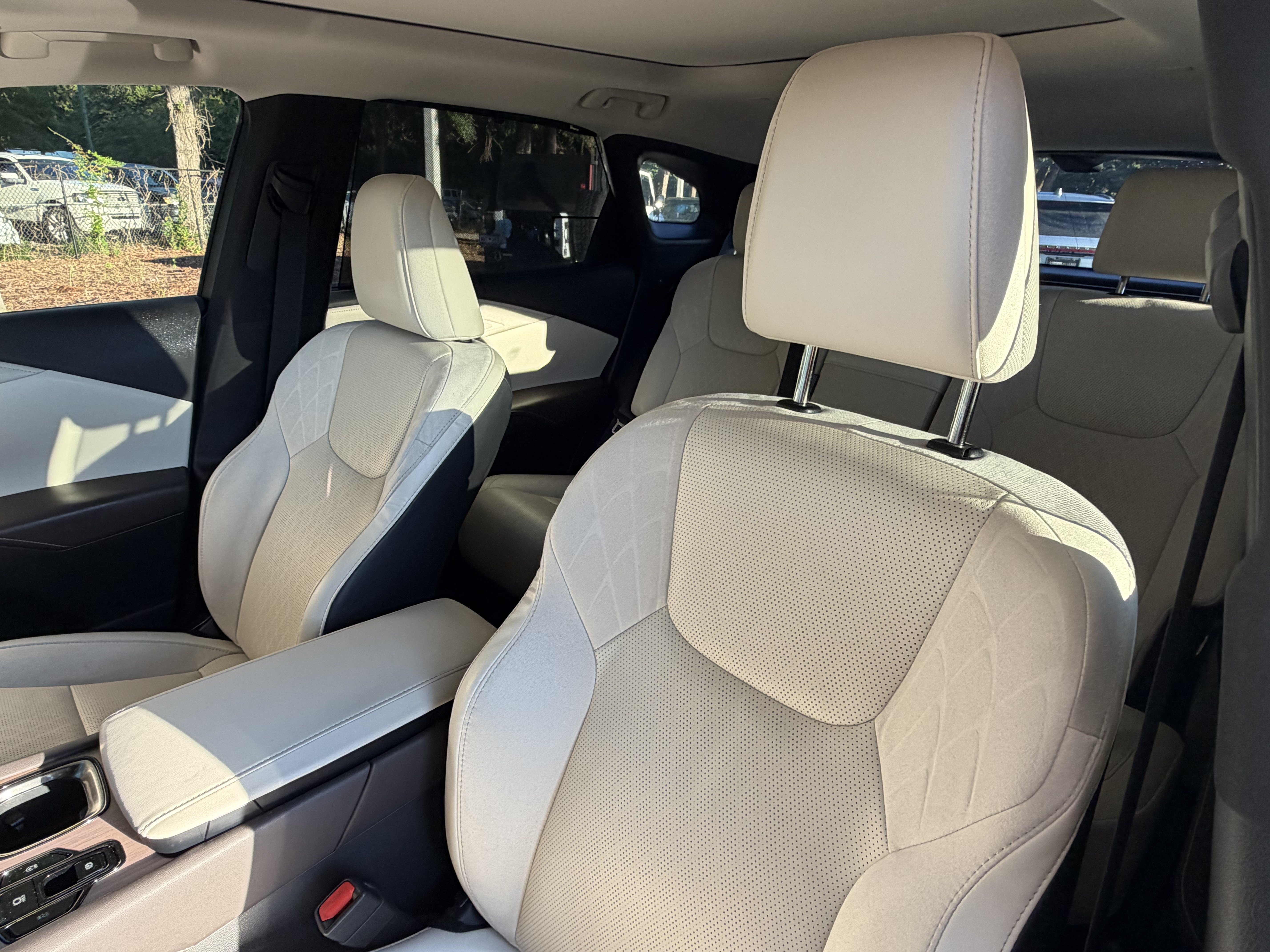 Used 2026 Lexus RX 350 FWD w/ Convenience Package image 17