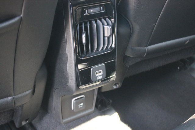 Used 2024 Jeep Compass Latitude AWD/4WD image 23