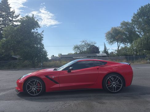 Used 2015 Chevrolet Corvette Stingray Coupe w/ 3LT Preferred Equipment Group RWD image 6
