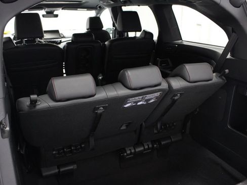 Used 2025 Honda Odyssey Sport-L image 17