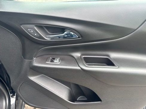 Used 2019 Chevrolet Equinox LT FWD image 42