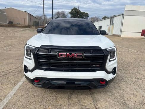 Used 2026 GMC Terrain AT4 w/ Convenience Package III image 6