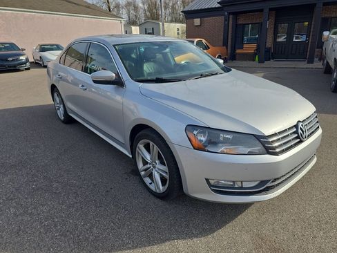 Used 2014 Volkswagen Passat TDI SEL Premium image 9