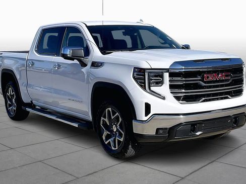 Used 2025 GMC Sierra 1500 SLT w/ SLT Premium Package image 2