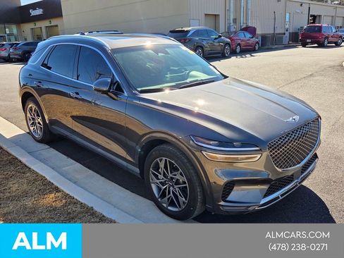 Used 2023 Genesis GV70 2.5T w/ Advanced Package image 4