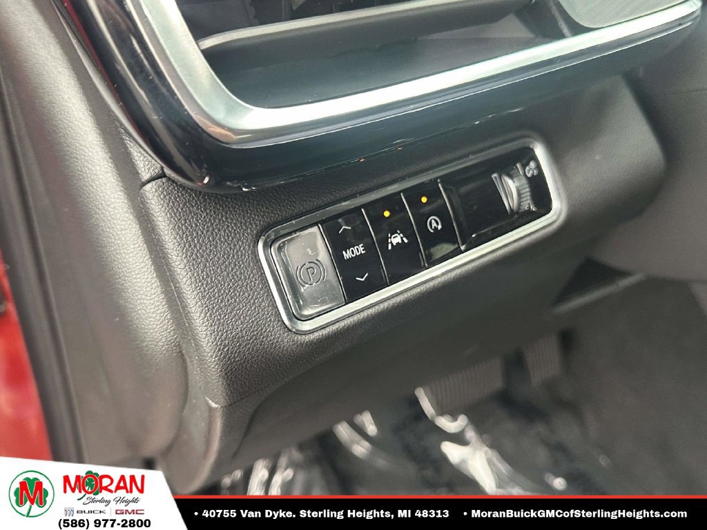 Certified 2024 Buick Envision Preferred AWD/4WD image 19