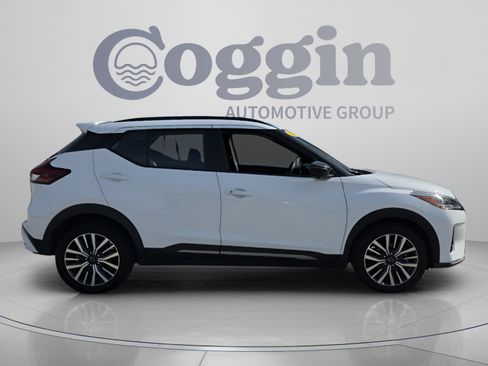 Used 2024 Nissan Kicks SR FWD image 6