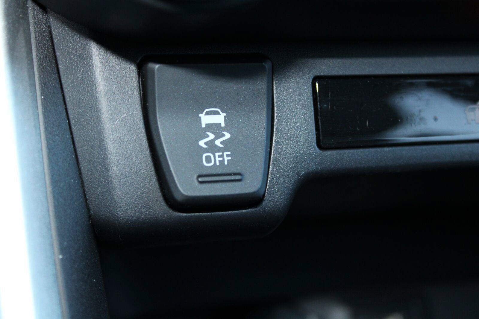 Certified 2024 Toyota RAV4 LE AWD/4WD image 26