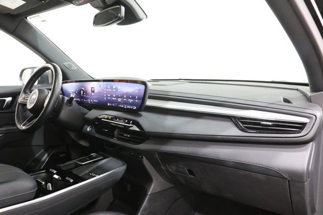 Used 2025 Buick Enclave Preferred FWD image 16