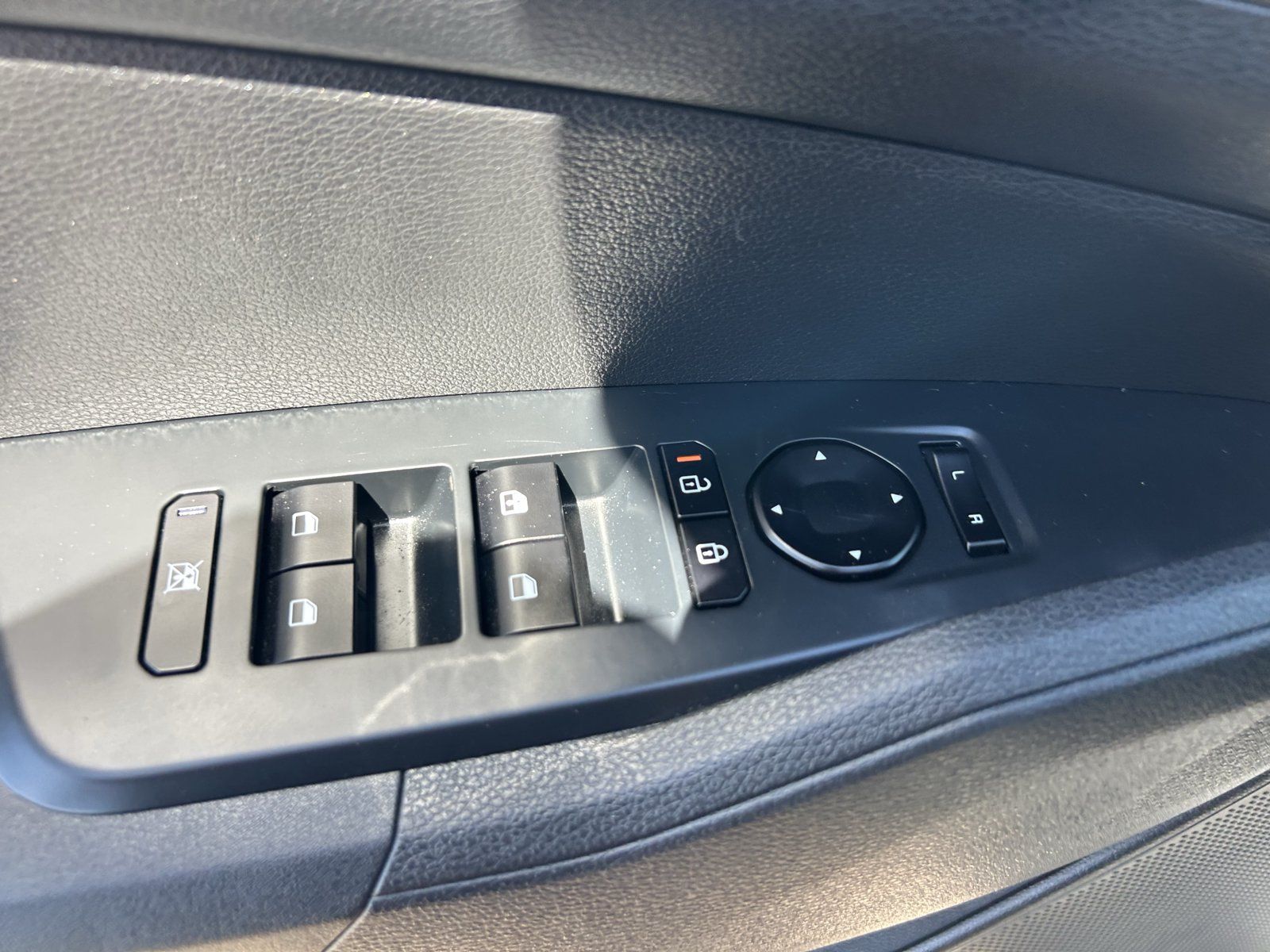 Used 2026 Kia Sportage S AWD/4WD image 31