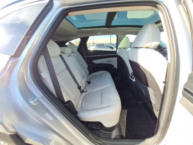 Used 2024 Hyundai Tucson Limited AWD/4WD image 18