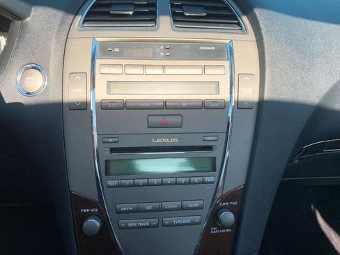 Used 2011 Lexus ES 350 FWD image 8