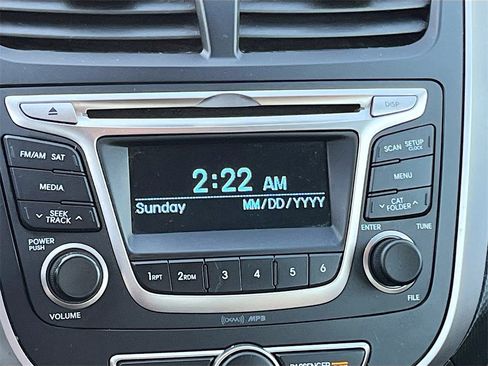 Used 2017 Hyundai Accent SE image 13