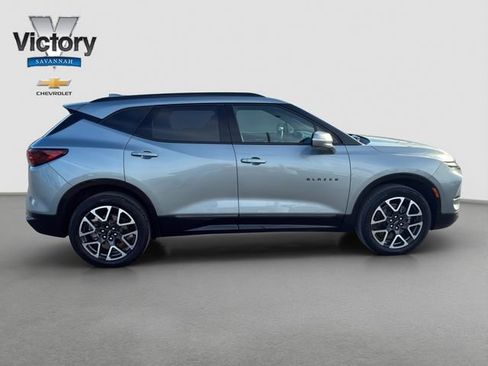 Used 2024 Chevrolet Blazer RS w/ Enhanced Convenience Package image 5