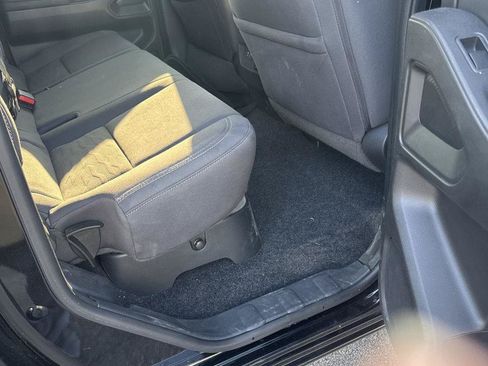 Used 2022 Nissan Frontier SV RWD image 25