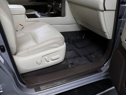 Used 2019 Lexus GX 460 Premium w/ Premium Package AWD/4WD image 36