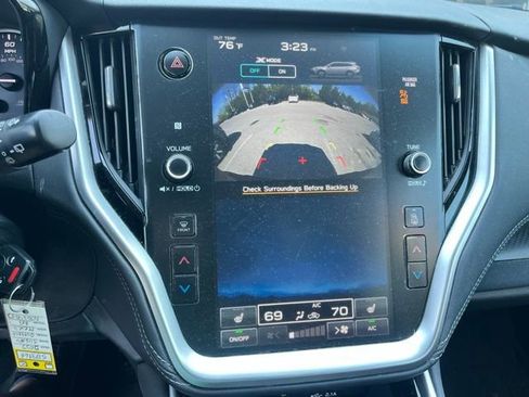 Used 2022 Subaru Outback Premium image 18