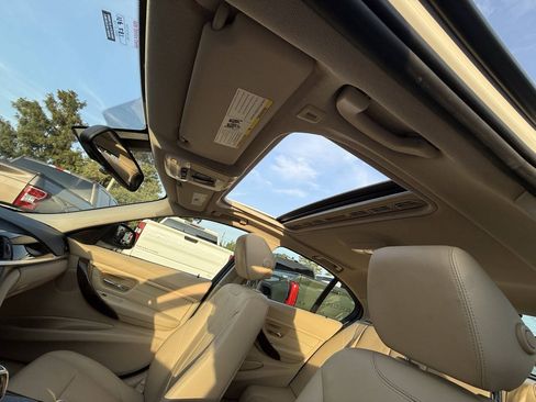 Used 2013 BMW 328i xDrive Sedan AWD/4WD image 32