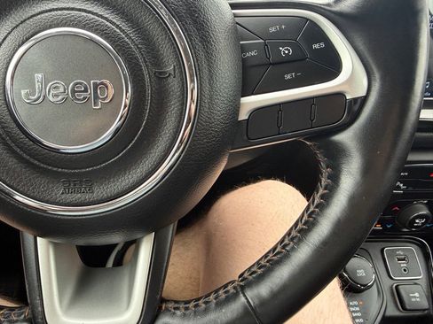 Used 2018 Jeep Compass Limited w/ Navigation Group image 29