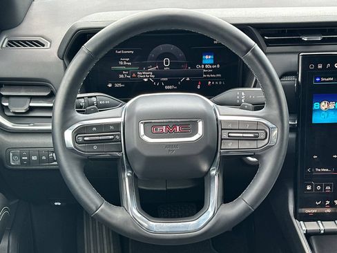 Used 2025 GMC Terrain Elevation FWD image 24