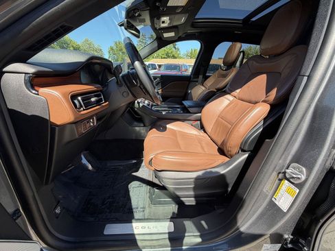Used 2022 Lincoln Aviator Reserve w/ Equipment Group 201A AWD/4WD image 13